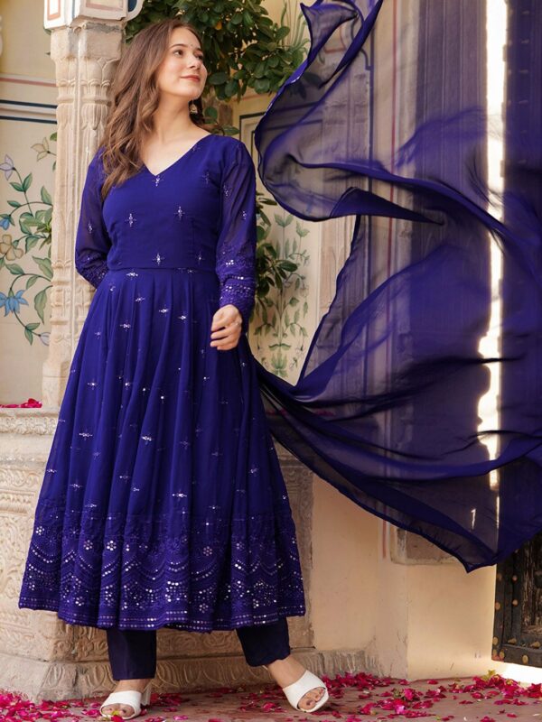 VAANI CREATION Floral Embroidered Sequinned Anarkali Kurta with Trouser & Dupatta