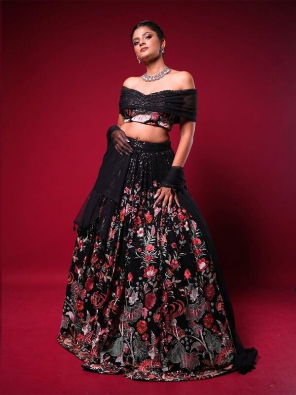 LeeliPeeri Designer Embroidered Sequinned Lehenga & Unstitched Blouse With Dupatta