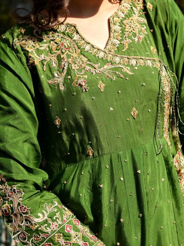 ZARIKALI Women Embroidered Kurta with Trousers & Dupatta - Image 2
