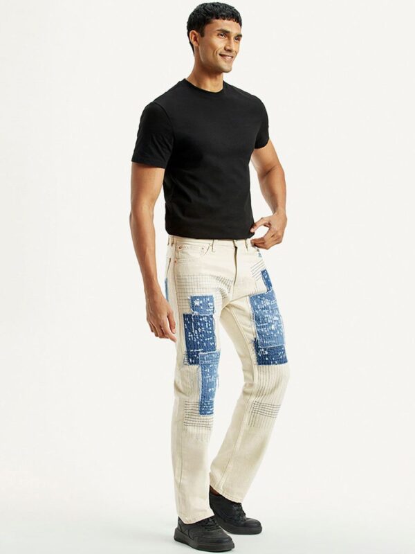 Men Relaxed Fit Mid-Rise Cotton Jeans - Image 3
