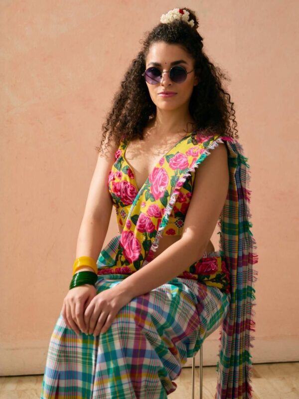 Checked Pure Cotton Saree - Image 2