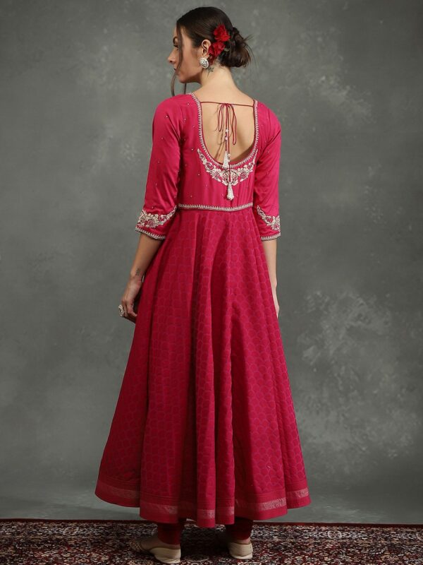 Biba by Rohit Bal Floral Embroidered Beads and Stones Kurta with Churidar & Dupatta - Image 2