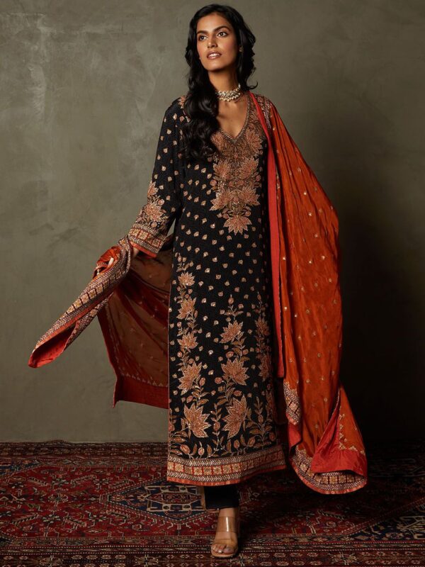Ri.Ritu Kumar Women Floral Printed Kurta with Trousers & Dupatta