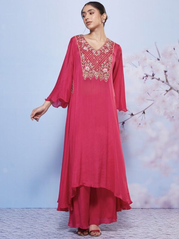 AJIESH OBEROI Women Embroidered Kurta With Palazzos
