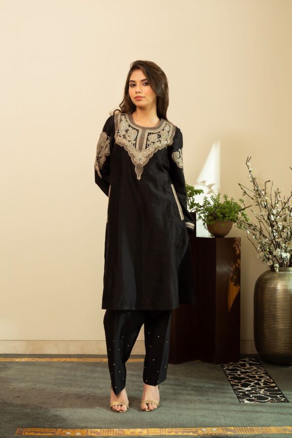 HOUSE OF INARI Yoke Design Mirror Work Applique Chanderi Silk Kurta With Salwar & Dupatta